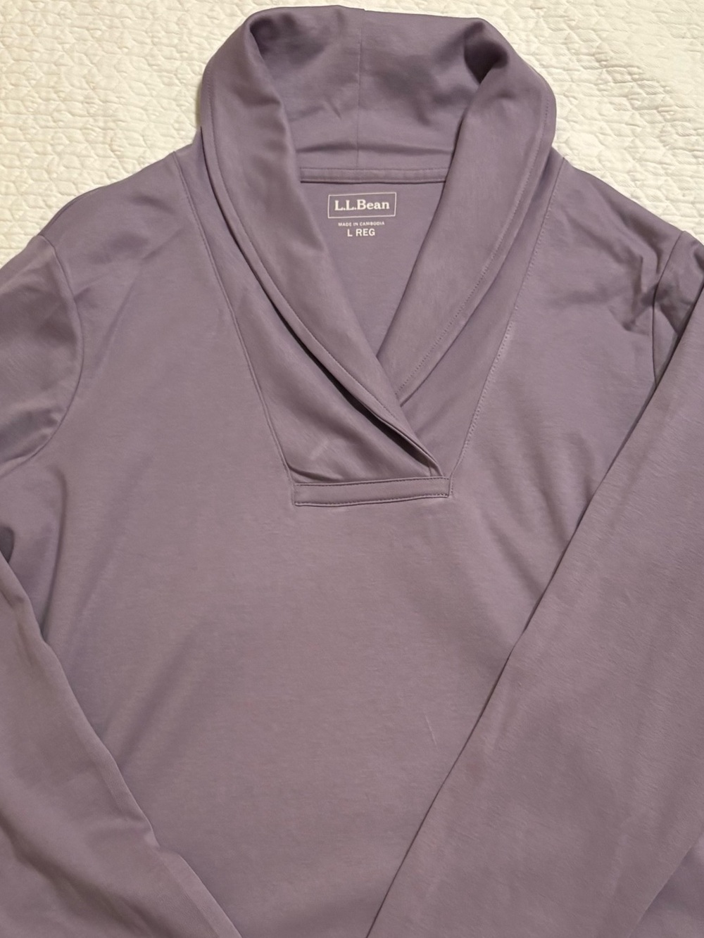 Woman’s L.L.Bean Lavender Shawl-Collar Pullover Size L Reg